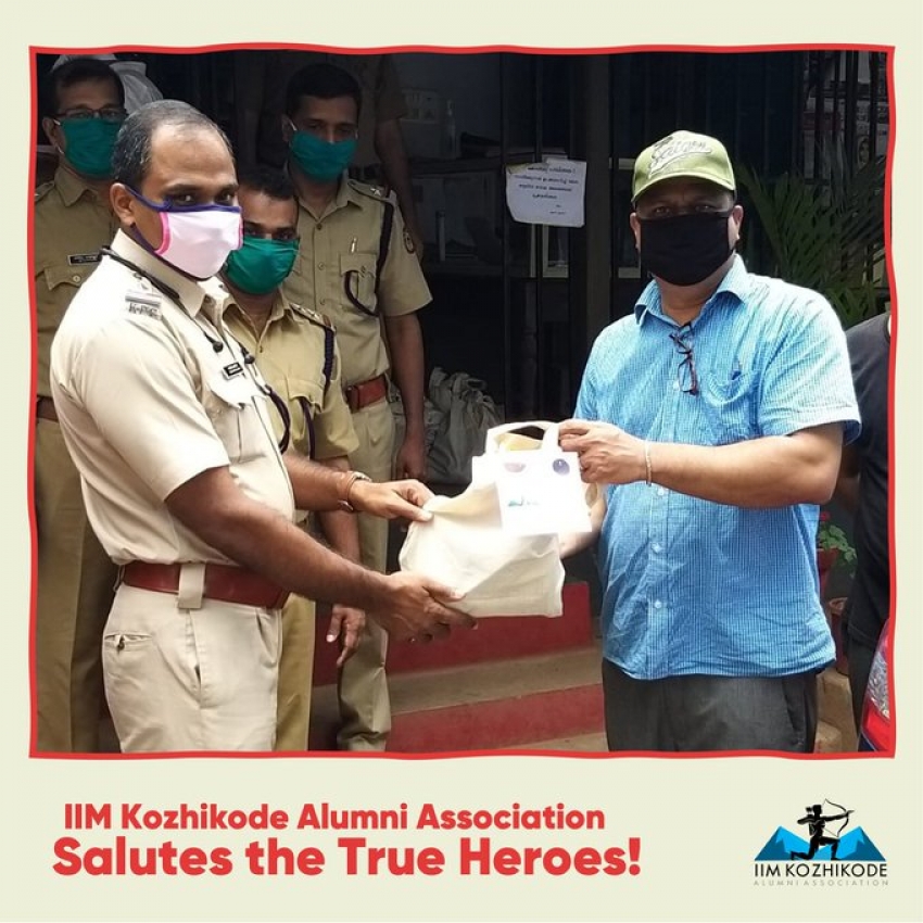 Prof. Omkumar presents Sanitisation Kits to officers at Police Station, near IIM Kozhikode Campus, on behalf of the IIMK Alumni Association. We salute the efforts of every relief worker in the private and public sector who is the true hero in this fight a